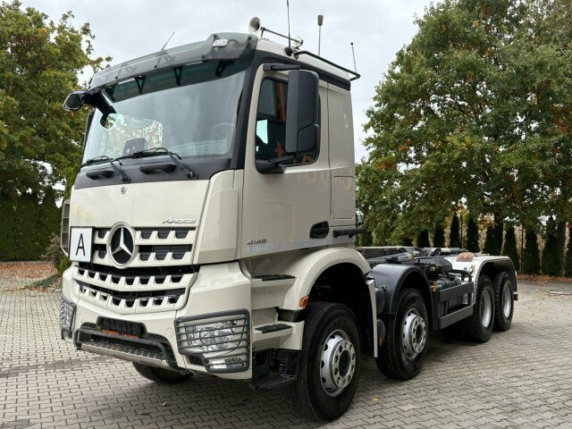 Mercedes-Benz Arocs 4145 8x4 Abrollkipper MEILLER RS 26.60L - Camião polibenne: foto 1 Mercedes-Benz Arocs 4145 8x4 Abrollkipper MEILLER RS 26.60L - Camião polibenne: foto 1