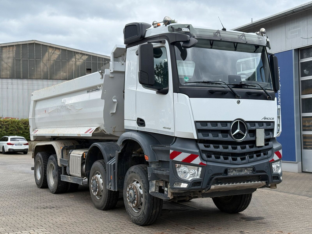 Mercedes-Benz Arocs 4145 8x8 Muldenkipper MEILLER - Camião multibenne: foto 1 Mercedes-Benz Arocs 4145 8x8 Muldenkipper MEILLER - Camião multibenne: foto 1