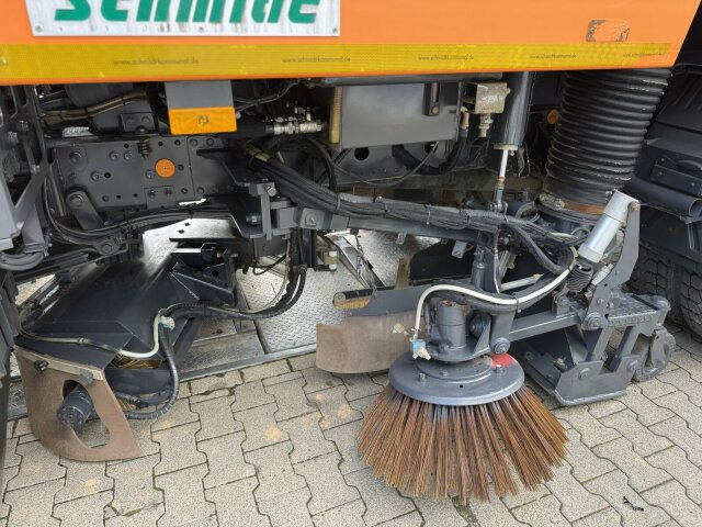 Mercedes-Benz Atego 1324 4x2 Kehrmaschine Schmidt SKF S7B 7 m³ - Varredora urbana: foto 3 Mercedes-Benz Atego 1324 4x2 Kehrmaschine Schmidt SKF S7B 7 m³ - Varredora urbana: foto 3