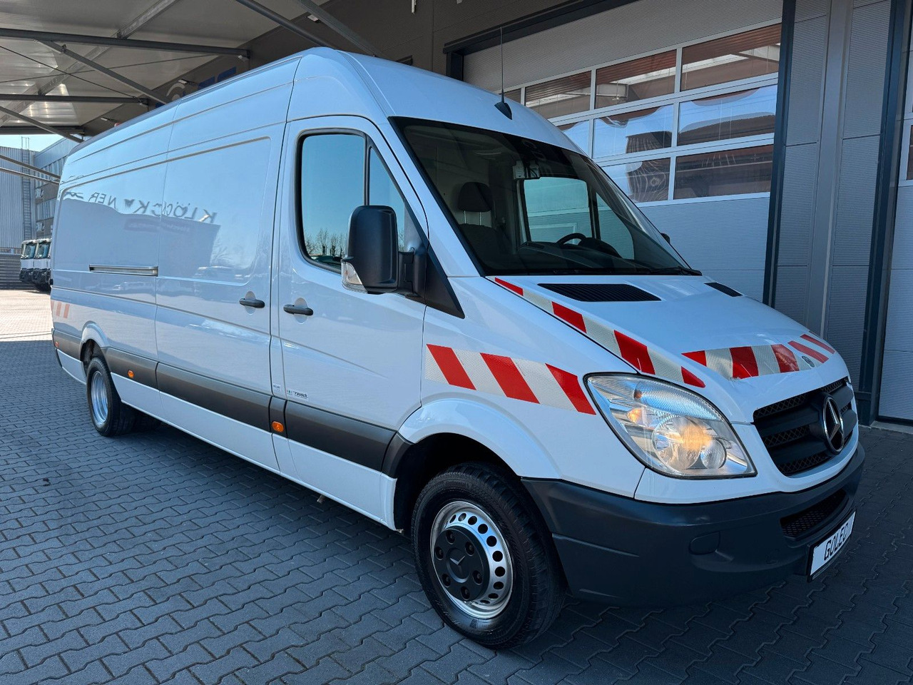 Mercedes-Benz Sprinter MB TV-Fzg mit Rausch Inspektion Einheit - Caminhão limpa fossa: foto 2 Mercedes-Benz Sprinter MB TV-Fzg mit Rausch Inspektion Einheit - Caminhão limpa fossa: foto 2
