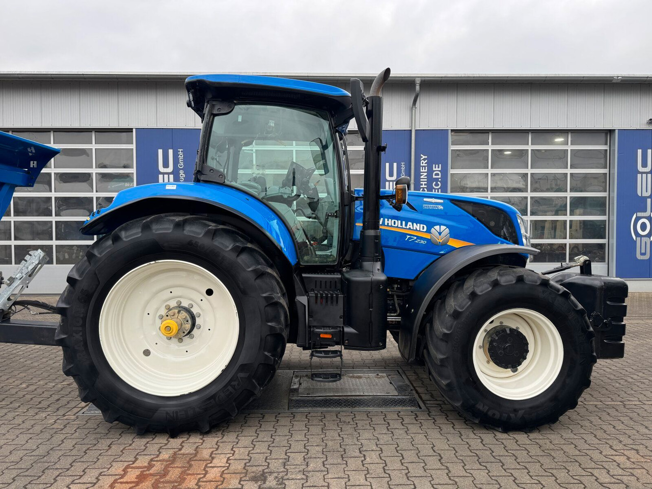 New Holland T7.230 AC 4x4 Autocommand Traktor 216 PS *Kipper - Trator: foto 3 New Holland T7.230 AC 4x4 Autocommand Traktor 216 PS *Kipper - Trator: foto 3