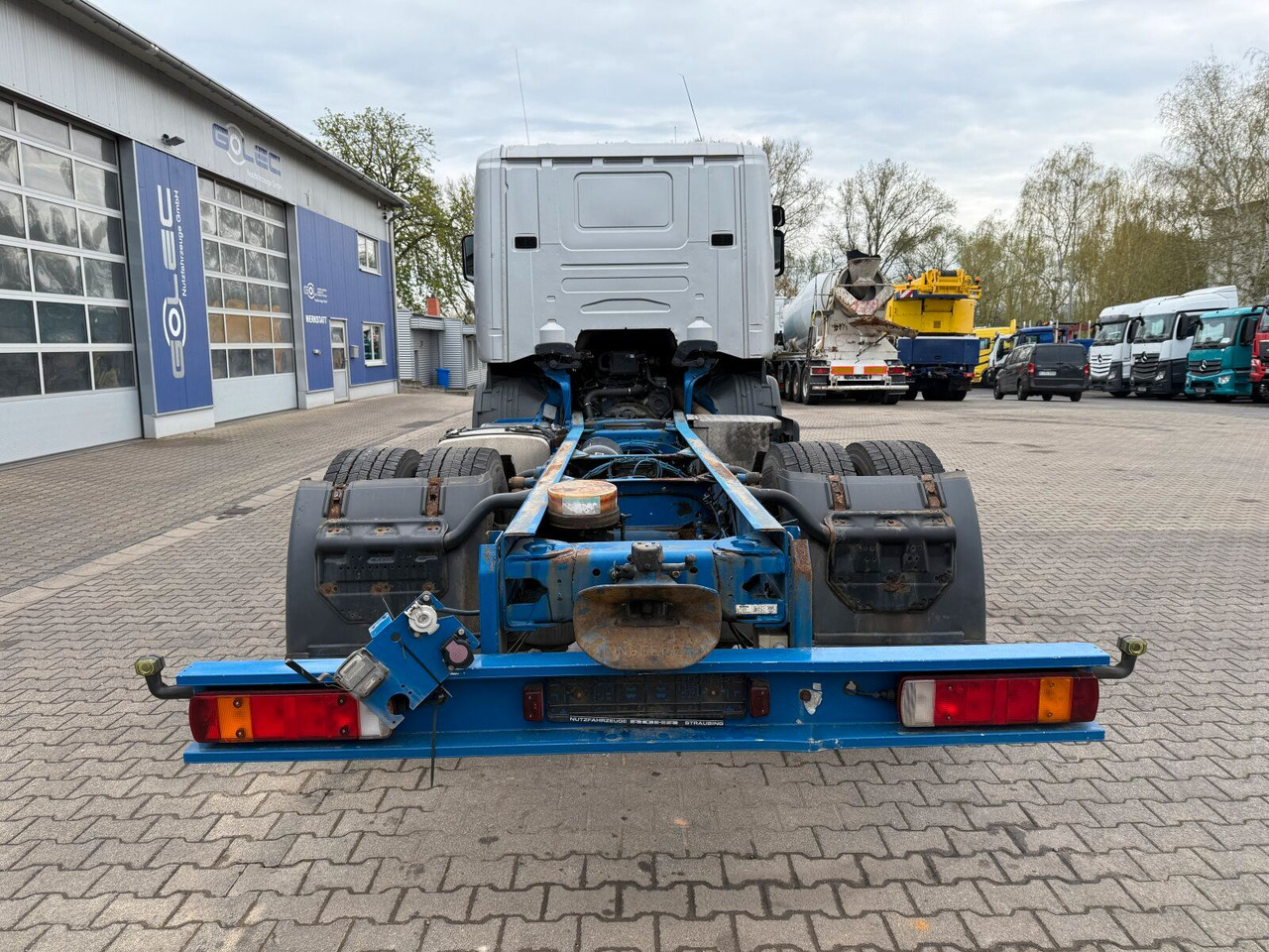 Scania R 420 Tankwagen ADR Fahrgestell Retarder Volluft - Caminhão tanque: foto 4 Scania R 420 Tankwagen ADR Fahrgestell Retarder Volluft - Caminhão tanque: foto 4