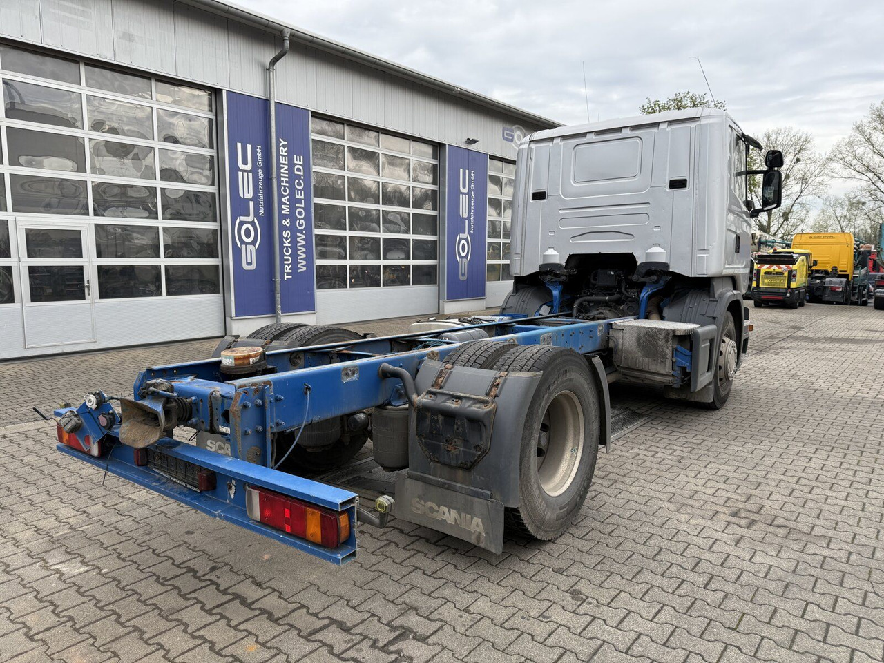 Scania R 420 Tankwagen ADR Fahrgestell Retarder Volluft - Caminhão tanque: foto 3 Scania R 420 Tankwagen ADR Fahrgestell Retarder Volluft - Caminhão tanque: foto 3
