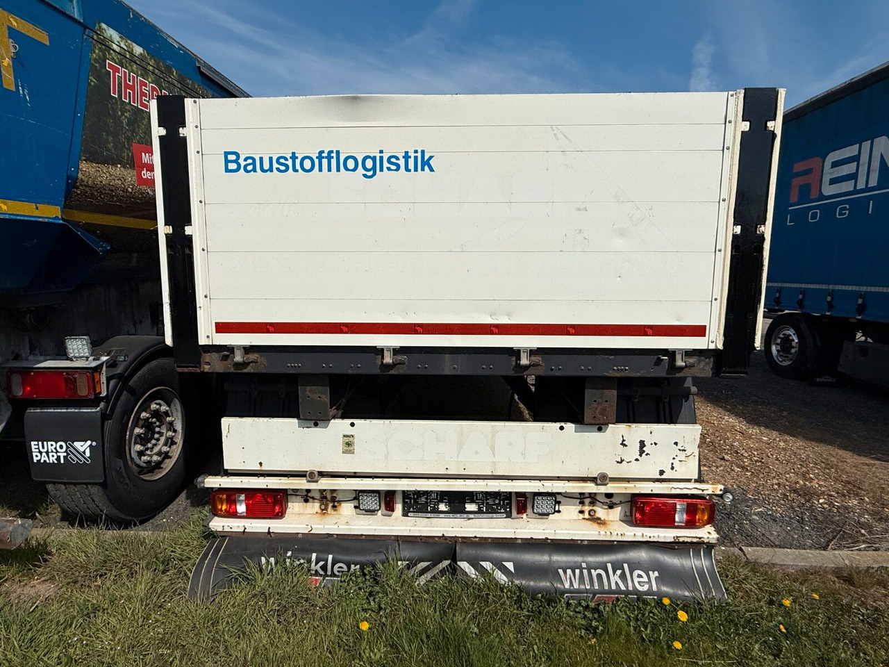 Schmitz Cargobull Gotha AFG 18 BS Baustoffanhänger 2 Achse - Reboque plataforma/ Caixa aberta: foto 4 Schmitz Cargobull Gotha AFG 18 BS Baustoffanhänger 2 Achse - Reboque plataforma/ Caixa aberta: foto 4