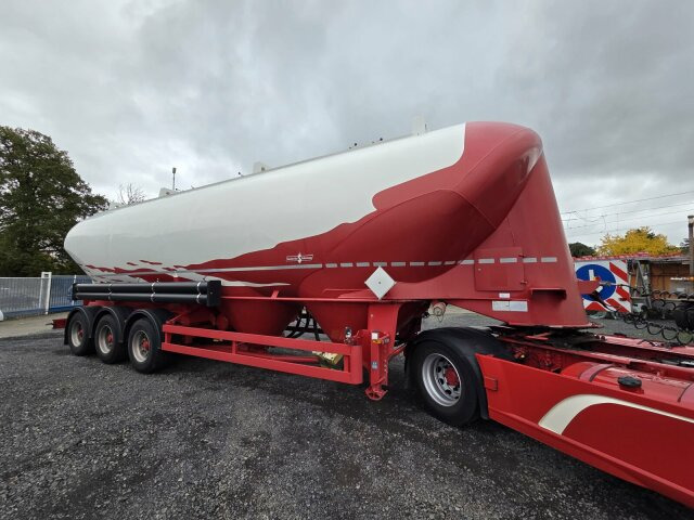 Spitzer SF 2754 / 4P liegend Silo 55 m3 - Semirreboque silo: foto 1 Spitzer SF 2754 / 4P liegend Silo 55 m3 - Semirreboque silo: foto 1