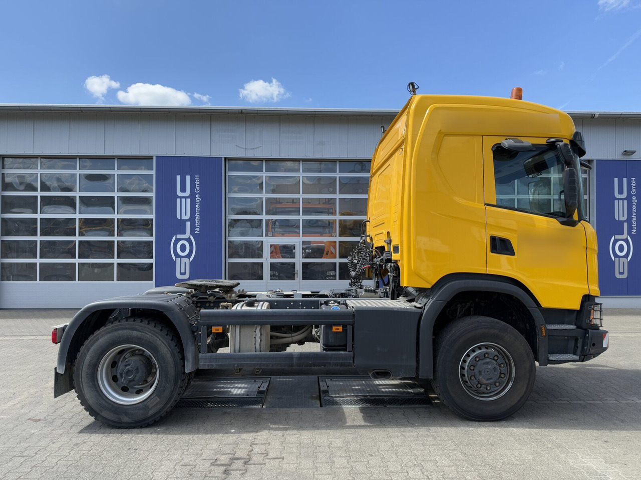 Scania G450 XT 4x4 Euro 6 SZM Kipphydraulik Blatt/ Luft - Tractor: foto 2 Scania G450 XT 4x4 Euro 6 SZM Kipphydraulik Blatt/ Luft - Tractor: foto 2