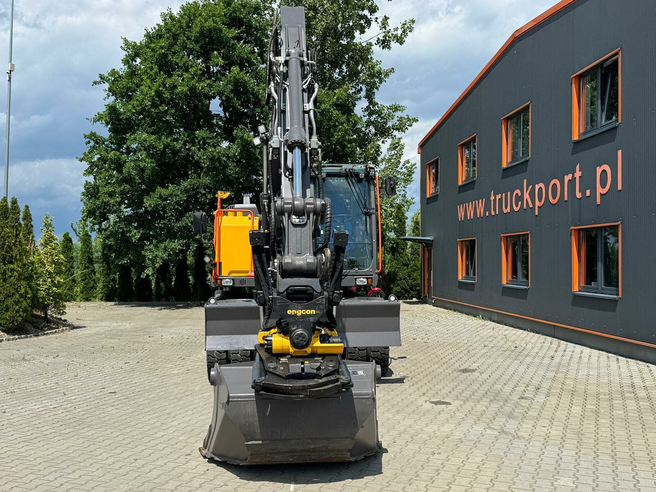 Volvo EWR150E Mobilbagger mit ROTATOR ENCONG EC319 - Escavadeira de rodas: foto 2 Volvo EWR150E Mobilbagger mit ROTATOR ENCONG EC319 - Escavadeira de rodas: foto 2