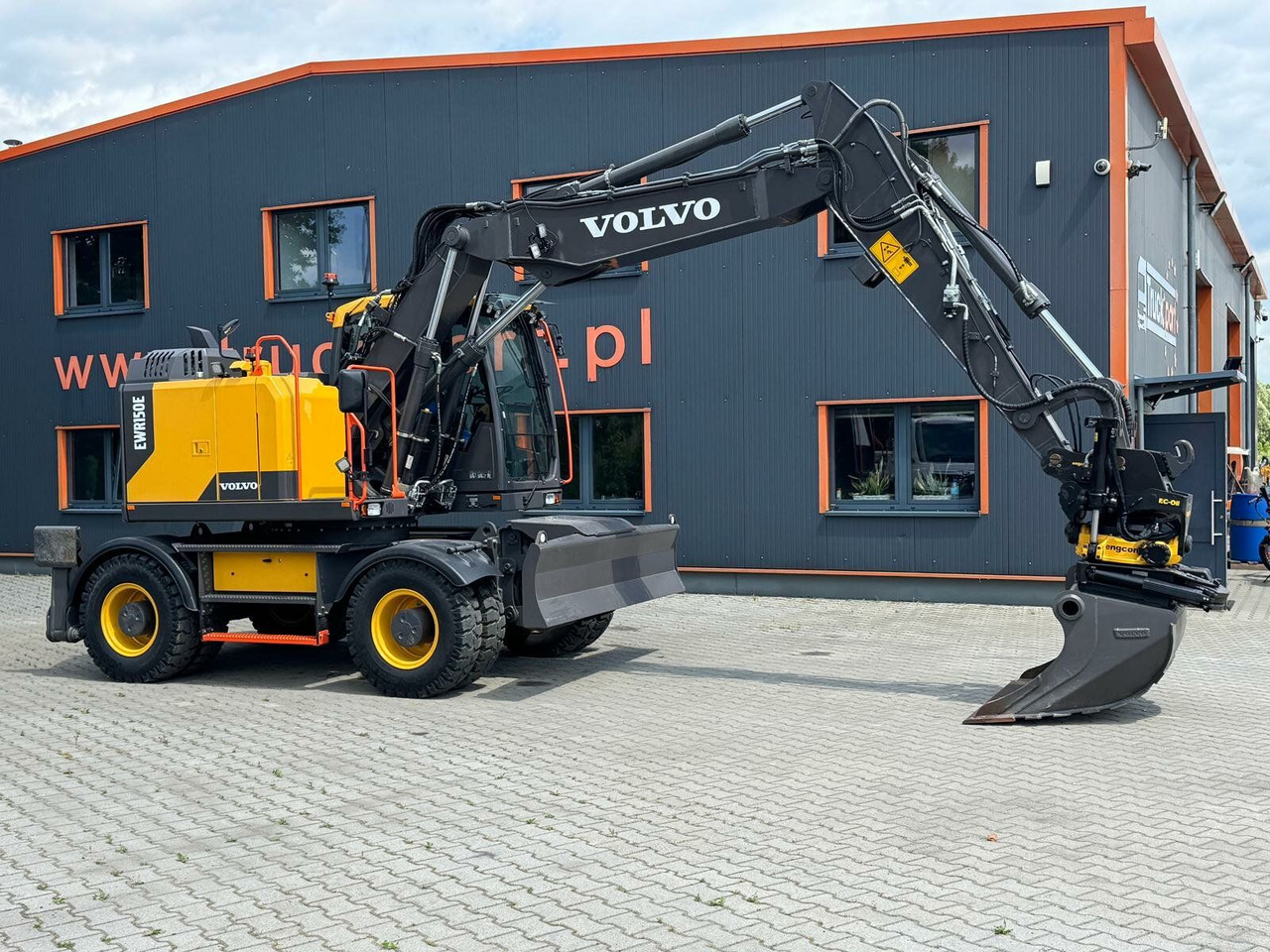 Volvo EWR150E Mobilbagger mit ROTATOR ENCONG EC319 - Escavadeira de rodas: foto 4 Volvo EWR150E Mobilbagger mit ROTATOR ENCONG EC319 - Escavadeira de rodas: foto 4
