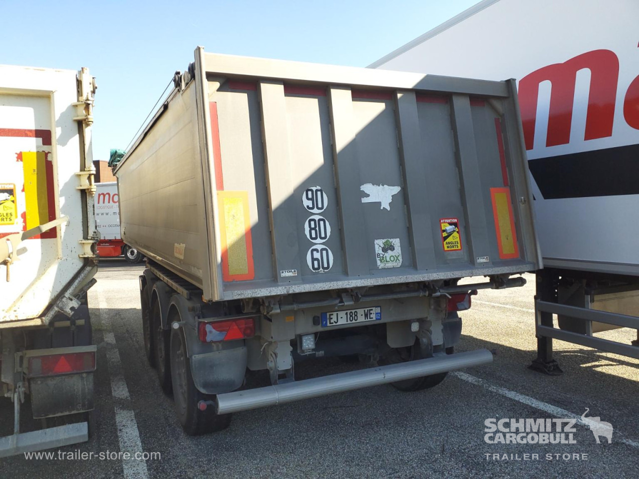 BENALU Tipper Alu-square sided body 25m³ - Semi-reboque basculante: foto 2 BENALU Tipper Alu-square sided body 25m³ - Semi-reboque basculante: foto 2