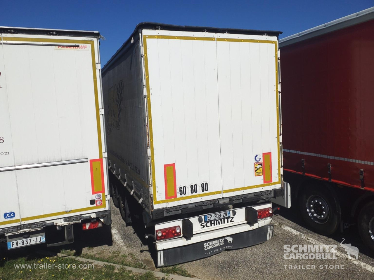SCHMITZ Curtainsider Standard - Semi-reboque de lona: foto 2 SCHMITZ Curtainsider Standard - Semi-reboque de lona: foto 2