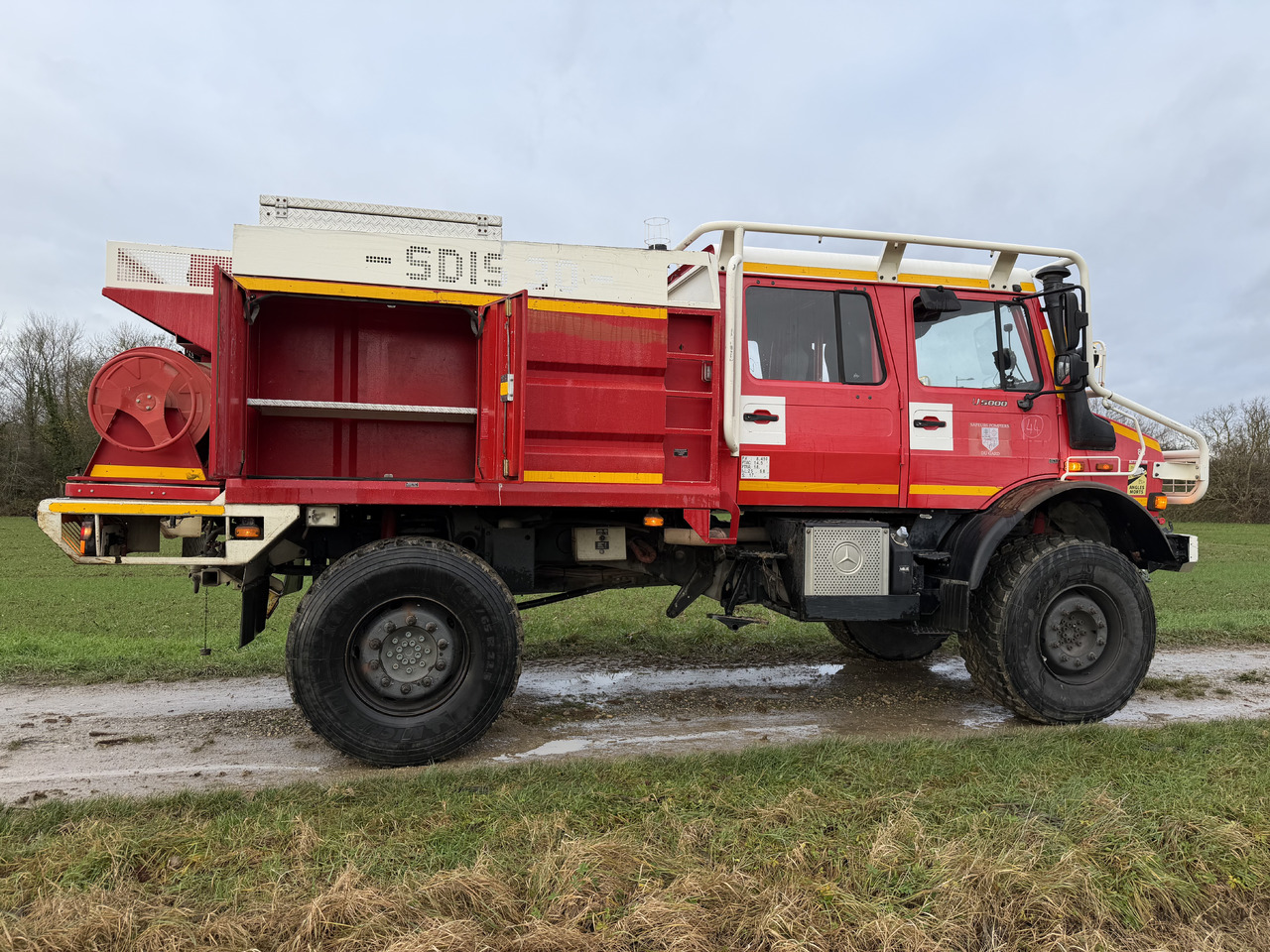 Camião DE POMPIER MERCEDES-BENZ  U5000 4X4 UNIMOG: foto 11
