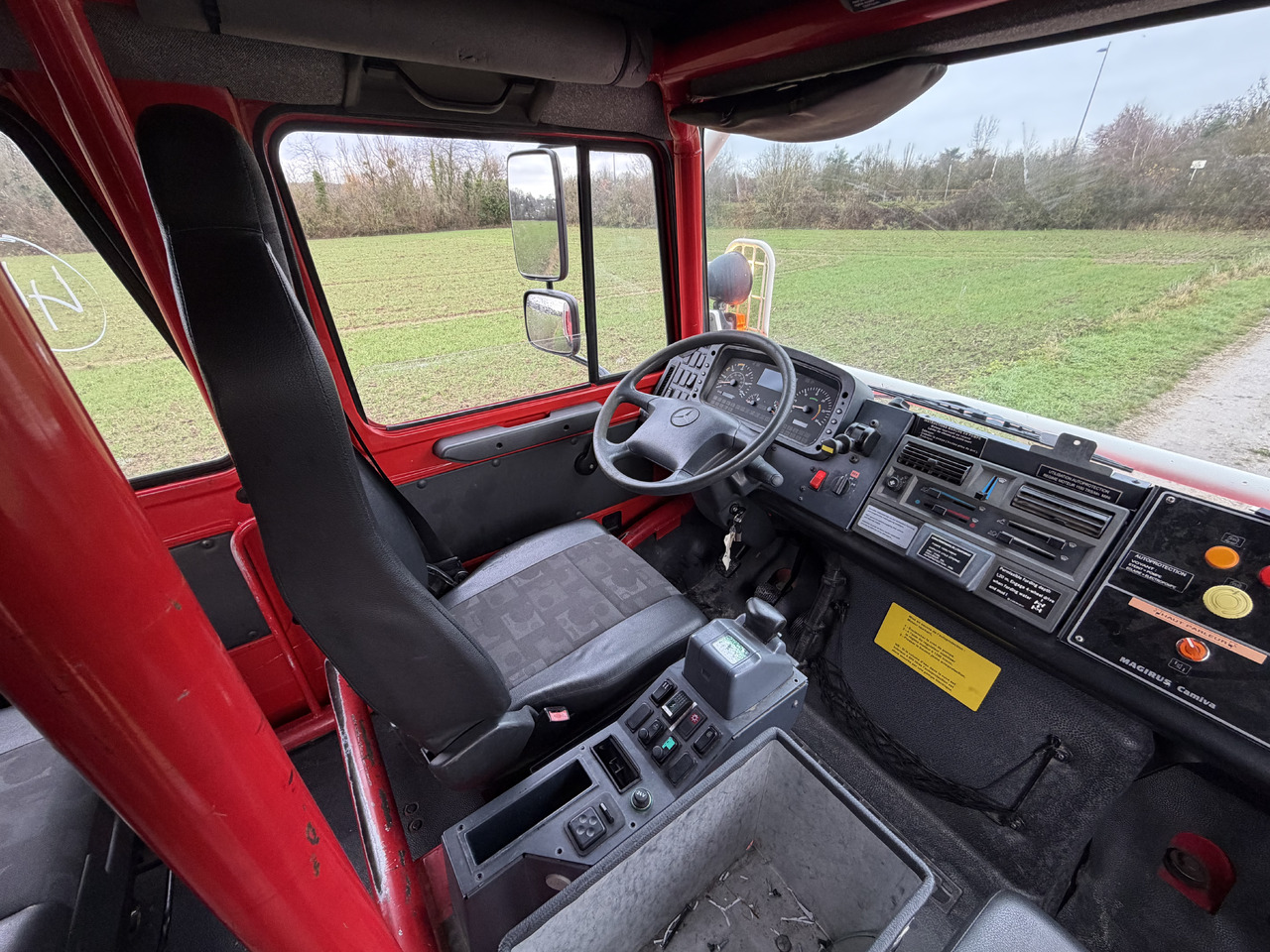 Camião DE POMPIER MERCEDES-BENZ  U5000 4X4 UNIMOG: foto 19