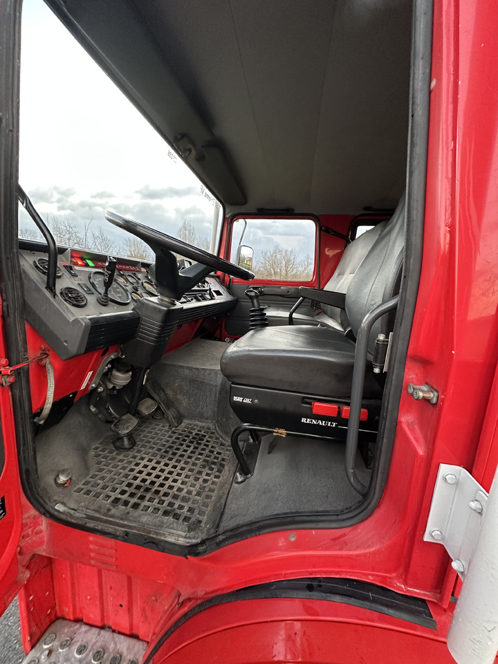 Carro de bombeiro RENAULT M180: foto 27