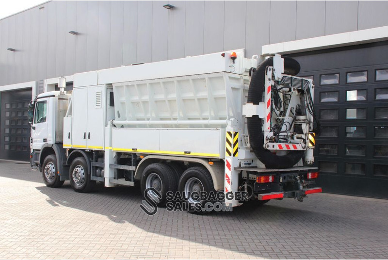 Mercedes-Benz RSP Saugbagger - Caminhão limpa fossa: foto 3 Mercedes-Benz RSP Saugbagger - Caminhão limpa fossa: foto 3