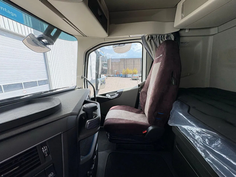 Volvo FH 500 Volvo FH 500 Amphitec Vortex 9000 - Caminhão limpa fossa: foto 4 Volvo FH 500 Volvo FH 500 Amphitec Vortex 9000 - Caminhão limpa fossa: foto 4