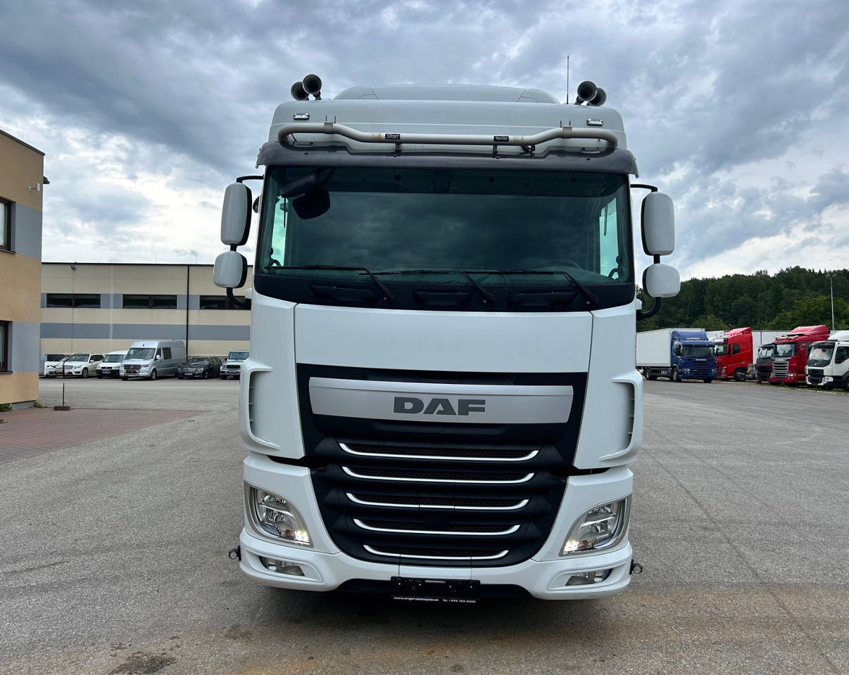 DAF XF510 - Camião frigorífico: foto 3 DAF XF510 - Camião frigorífico: foto 3