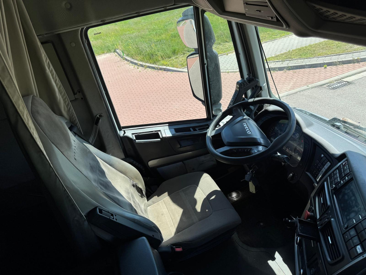Camião polibenne, Camião grua IVECO STRALIS 560: foto 13