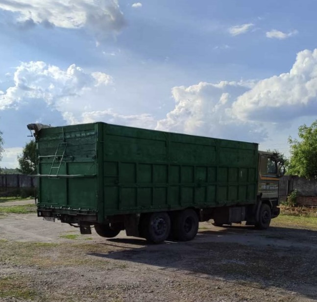 SCANIA 113.360 - Camião de caixa aberta/ Plataforma: foto 3 SCANIA 113.360 - Camião de caixa aberta/ Plataforma: foto 3