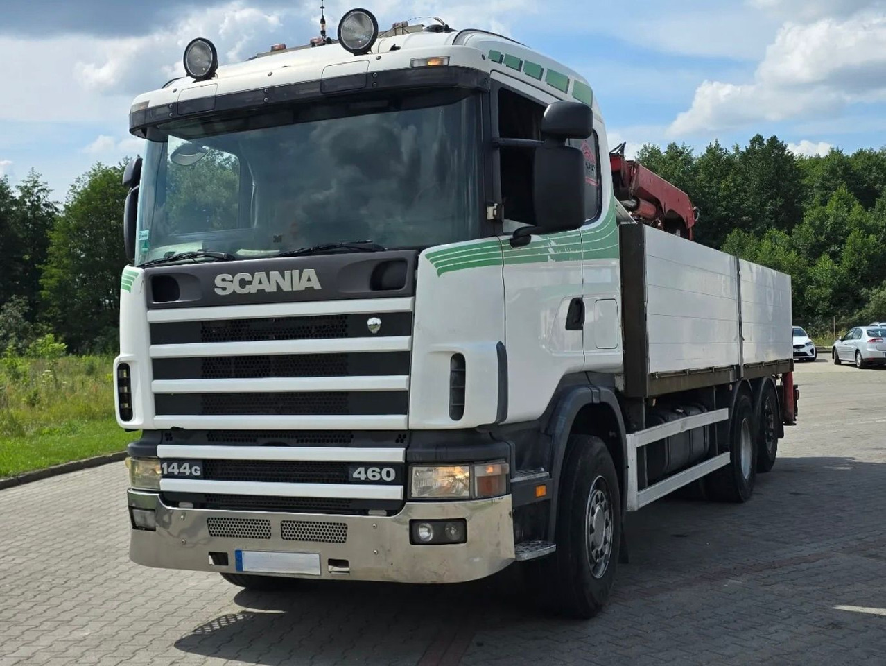 SCANIA 144.460 - Camião de caixa aberta/ Plataforma, Camião grua: foto 2 SCANIA 144.460 - Camião de caixa aberta/ Plataforma, Camião grua: foto 2