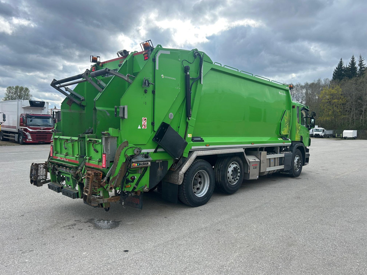 SCANIA P410 - Caminhão de lixo: foto 4 SCANIA P410 - Caminhão de lixo: foto 4
