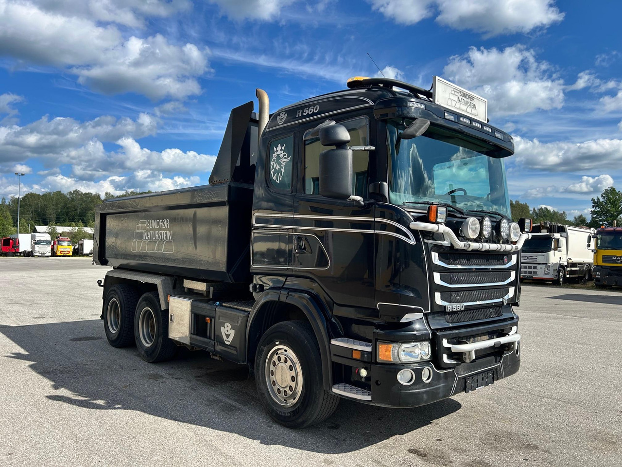 SCANIA R560 - Camião basculante: foto 1 SCANIA R560 - Camião basculante: foto 1