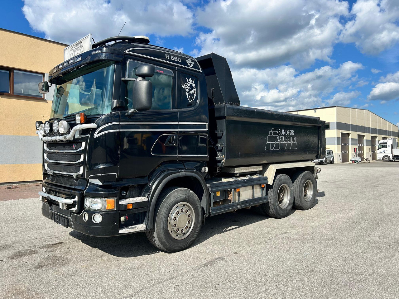 SCANIA R560 - Camião basculante: foto 3 SCANIA R560 - Camião basculante: foto 3