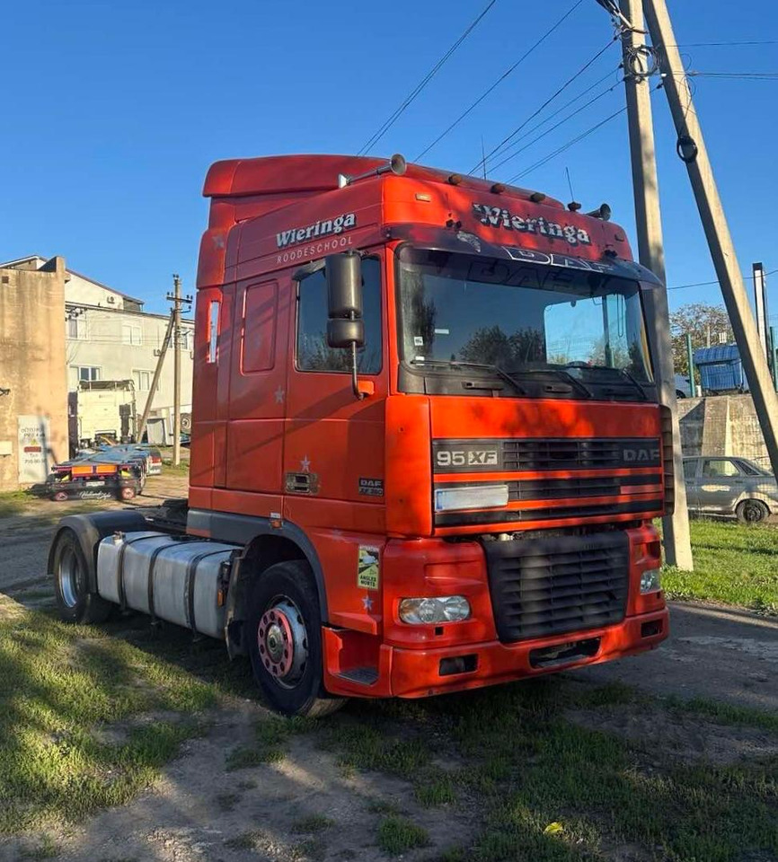 DAF XF 95.380 - Tractor: foto 1 DAF XF 95.380 - Tractor: foto 1