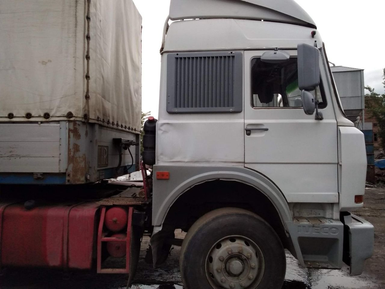 IVECO Turbostar 190.36 - Tractor: foto 3 IVECO Turbostar 190.36 - Tractor: foto 3