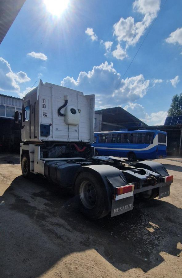 RENAULT Magnum 400 - Tractor: foto 3 RENAULT Magnum 400 - Tractor: foto 3