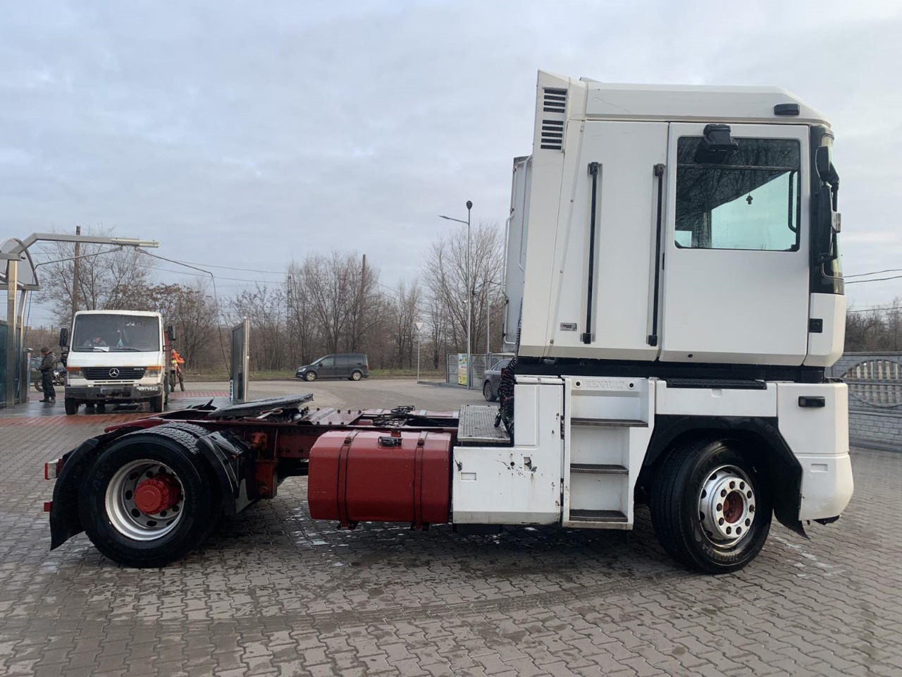 RENAULT Magnum 420 - Tractor: foto 2 RENAULT Magnum 420 - Tractor: foto 2