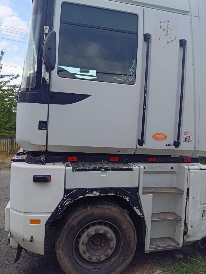 RENAULT Magnum 440 - Tractor: foto 4 RENAULT Magnum 440 - Tractor: foto 4