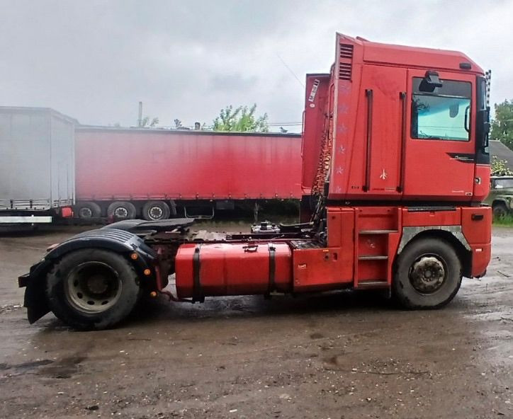 RENAULT Magnum 470 - Tractor: foto 2 RENAULT Magnum 470 - Tractor: foto 2