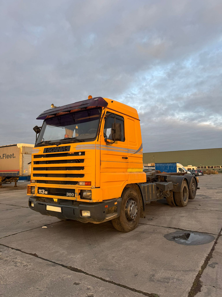 SCANIA 113M 380 - Tractor: foto 3 SCANIA 113M 380 - Tractor: foto 3