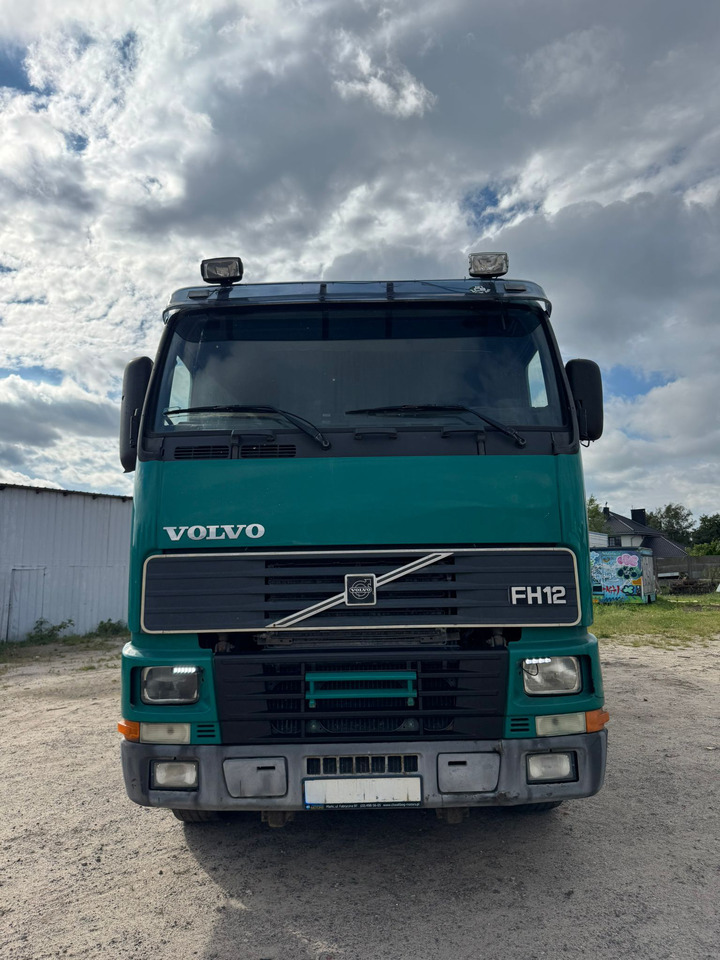 VOLVO FH12.420 - Camião de caixa aberta/ Plataforma: foto 2 VOLVO FH12.420 - Camião de caixa aberta/ Plataforma: foto 2