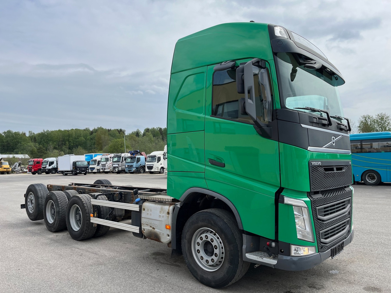 VOLVO FH540 - Camião chassi: foto 1 VOLVO FH540 - Camião chassi: foto 1