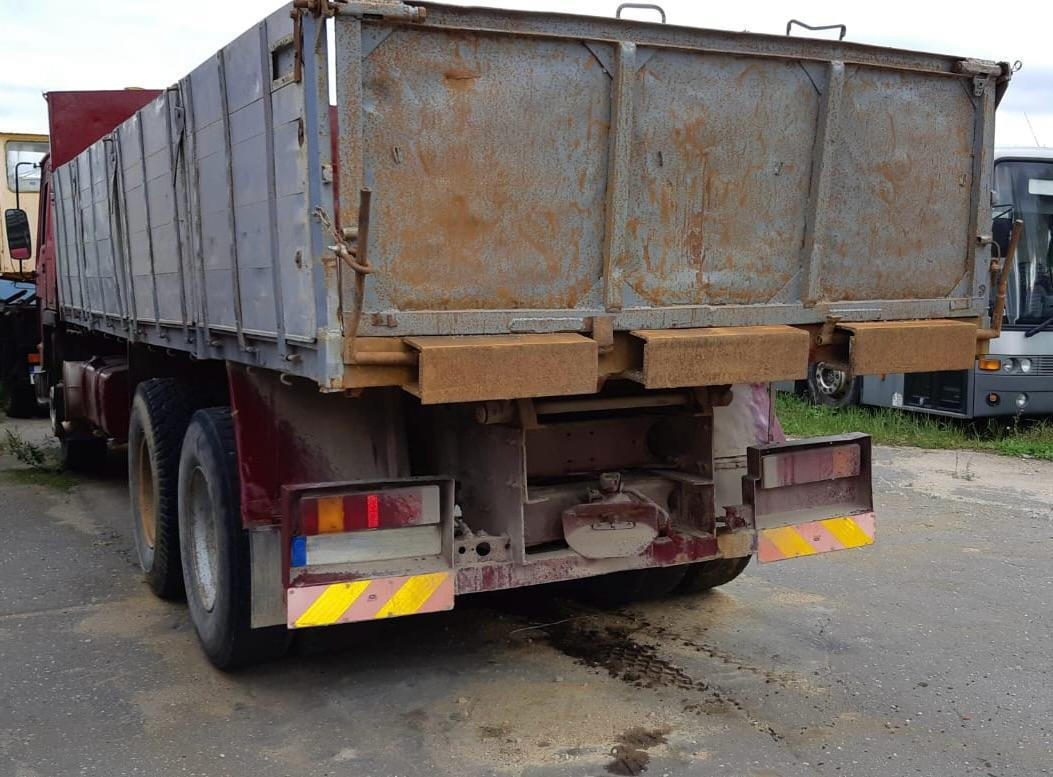 VOLVO FL10 - Camião basculante: foto 4 VOLVO FL10 - Camião basculante: foto 4