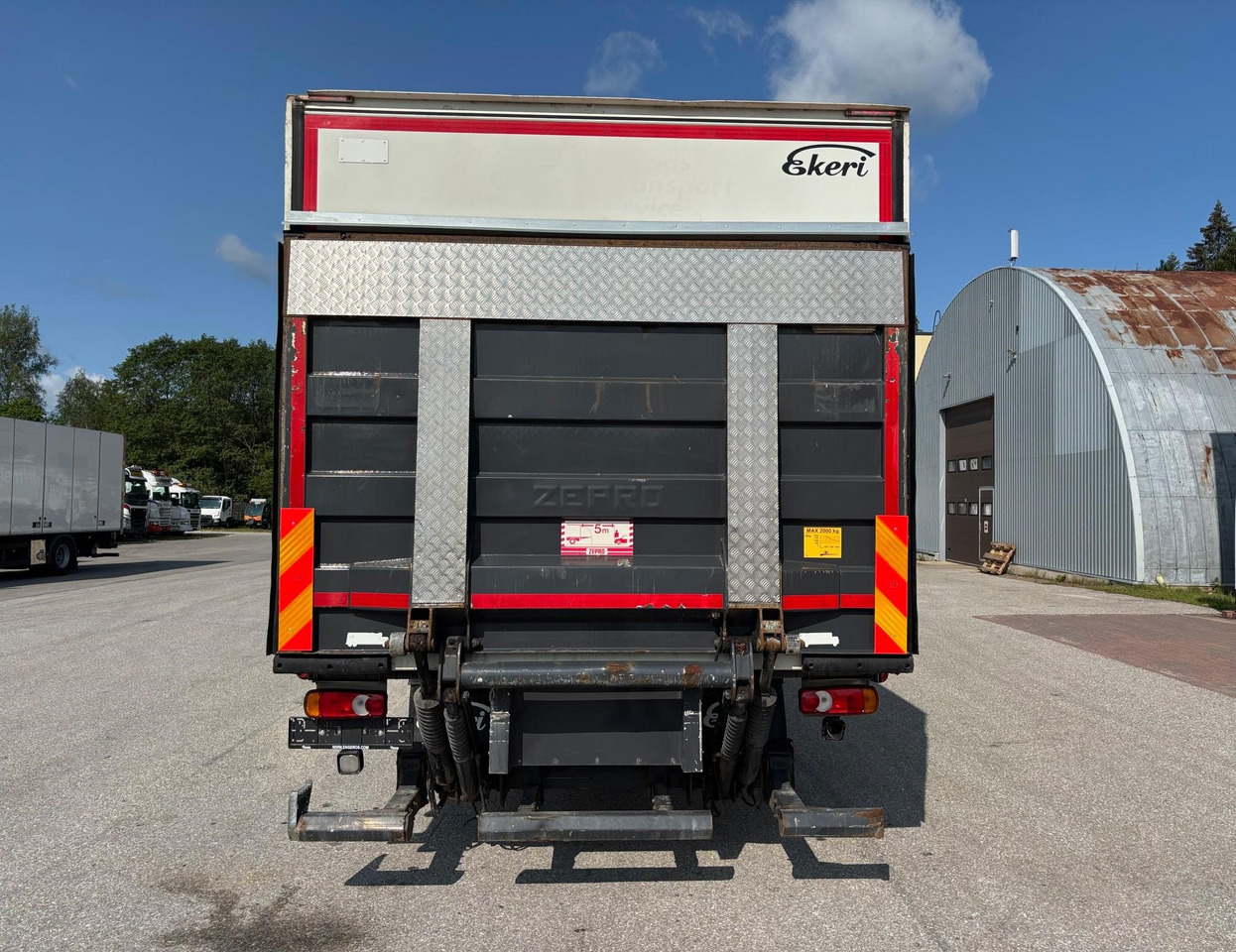 Camião frigorífico VOLVO FL240: foto 6