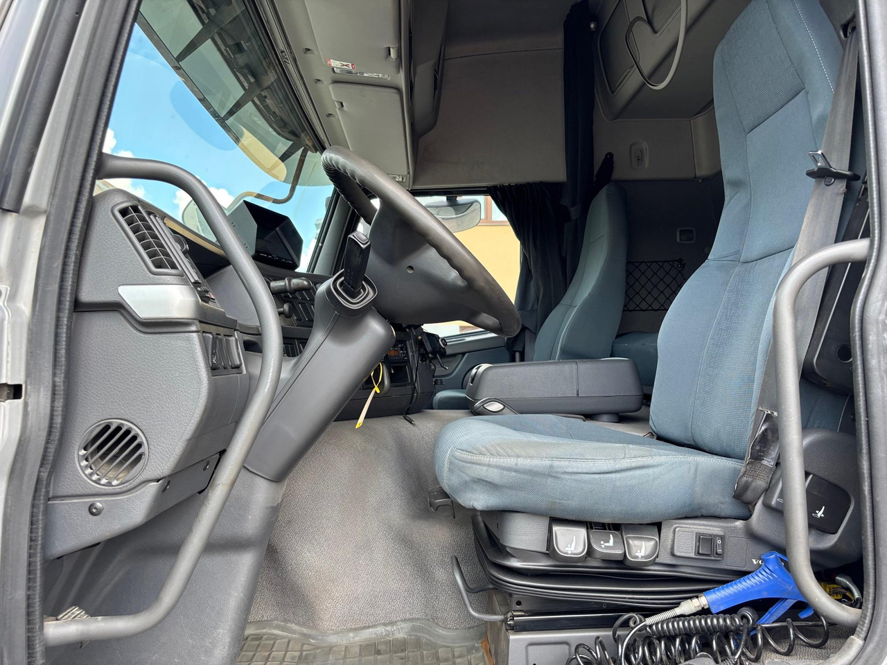 Camião furgão VOLVO FM330: foto 15 Camião furgão VOLVO FM330: foto 15