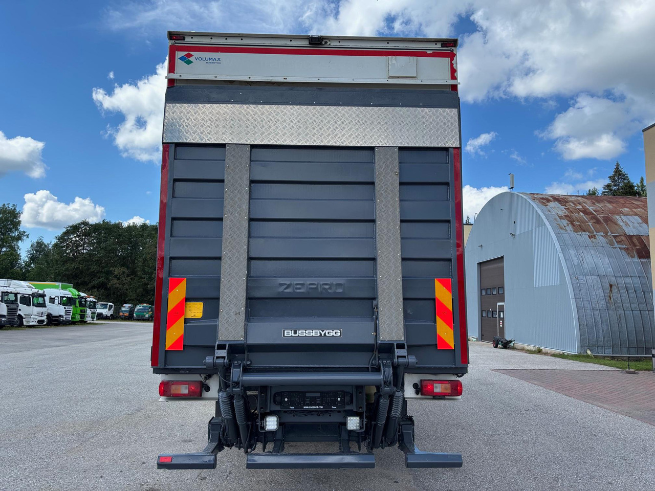 Camião furgão VOLVO FM330: foto 7 Camião furgão VOLVO FM330: foto 7