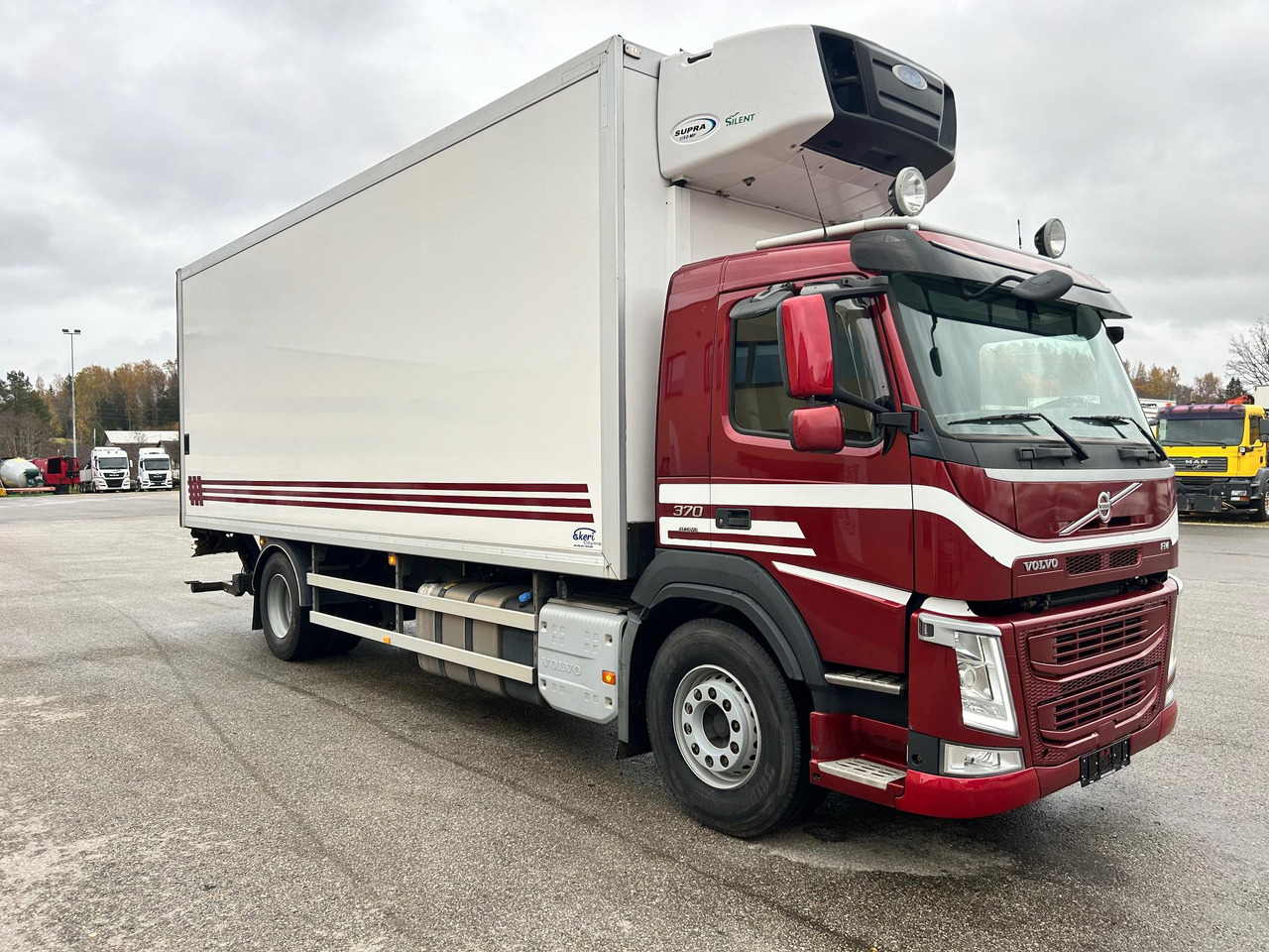 VOLVO FM370 - Camião frigorífico: foto 1 VOLVO FM370 - Camião frigorífico: foto 1