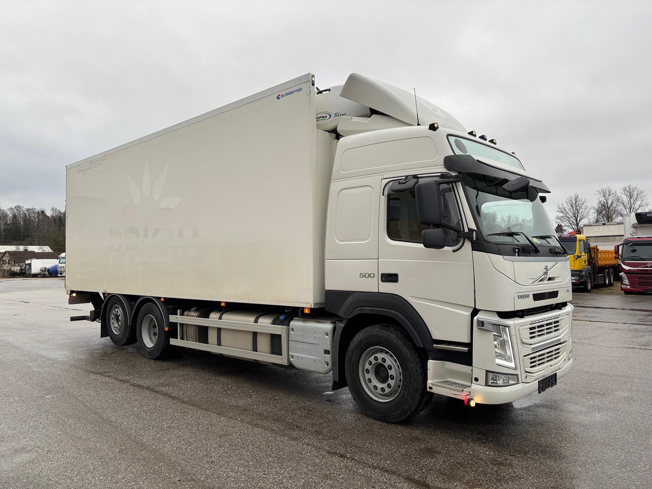 VOLVO FM500 - Camião frigorífico: foto 1 VOLVO FM500 - Camião frigorífico: foto 1