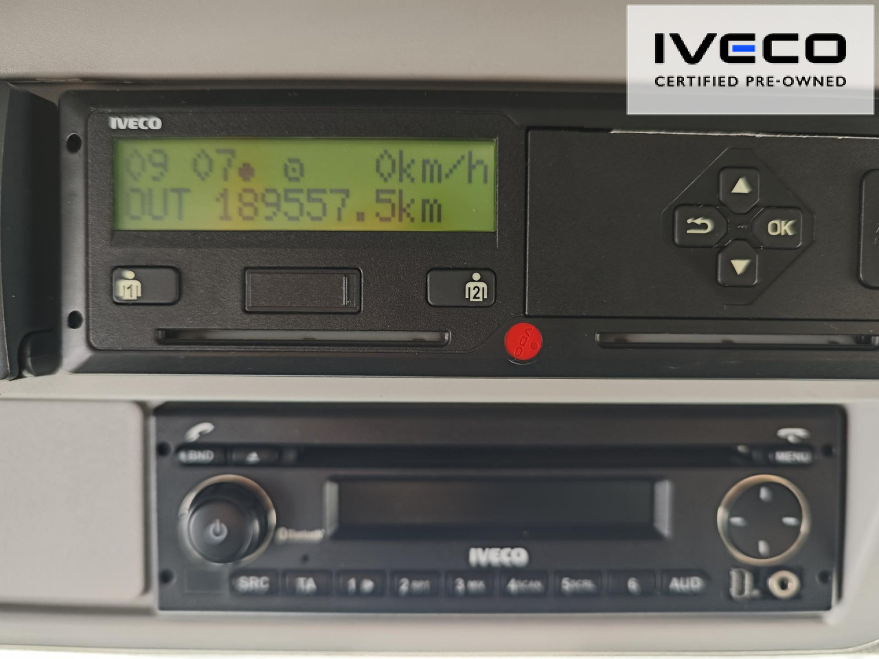 IVECO Eurocargo ML120EL22/PEVI_C Euro6 Klima Luftfeder - Camião frigorífico: foto 2 IVECO Eurocargo ML120EL22/PEVI_C Euro6 Klima Luftfeder - Camião frigorífico: foto 2