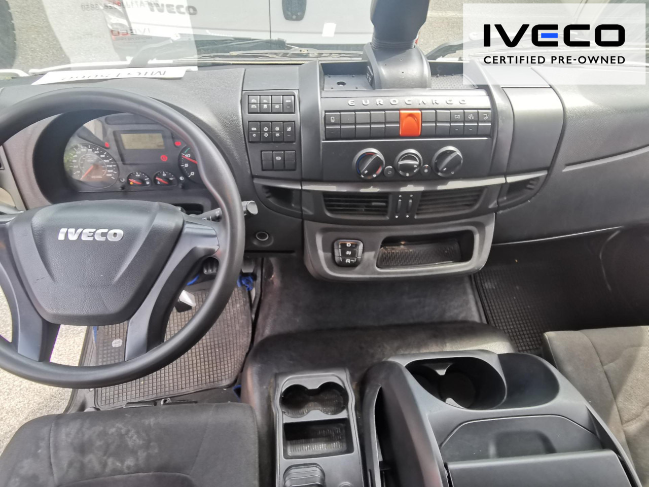 Camião de lona IVECO Pritsche-Schiebeplane-LBW: foto 14 Camião de lona IVECO Pritsche-Schiebeplane-LBW: foto 14