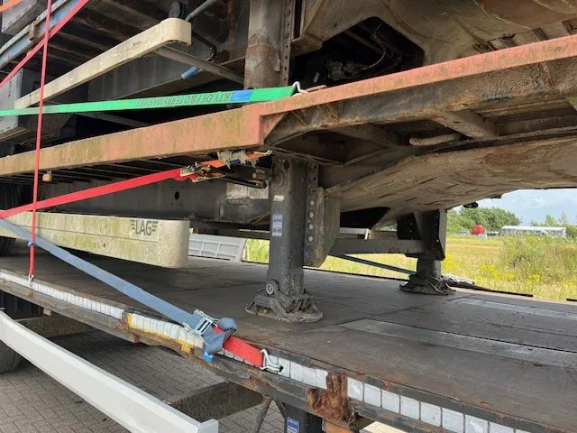 Krone 2x stack of 4x mega flat trailer - Semi-reboque plataforma/ Caixa aberta: foto 5 Krone 2x stack of 4x mega flat trailer - Semi-reboque plataforma/ Caixa aberta: foto 5