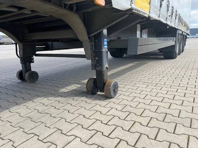 Schmitz Cargobull 2017 XLS P400 mega schuifzeil trailer - Semi-reboque furgão: foto 4 Schmitz Cargobull 2017 XLS P400 mega schuifzeil trailer - Semi-reboque furgão: foto 4