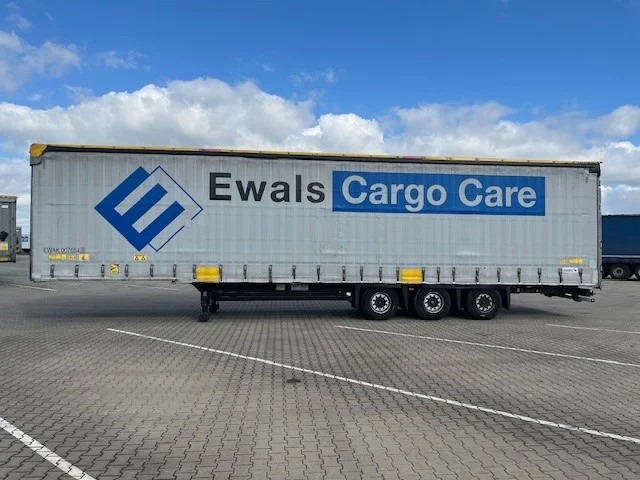 Schmitz Cargobull 2017 XLS P400 mega schuifzeil trailer - Semi-reboque furgão: foto 5 Schmitz Cargobull 2017 XLS P400 mega schuifzeil trailer - Semi-reboque furgão: foto 5