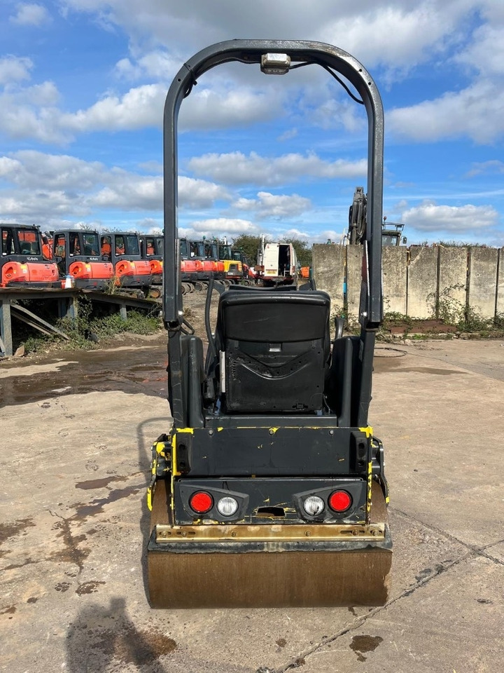 Bomag BW 100 AD M-5 - Compactador de asfalto: foto 5 Bomag BW 100 AD M-5 - Compactador de asfalto: foto 5
