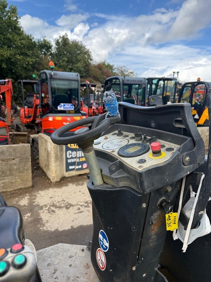 Compactador de asfalto Bomag BW 120 AD-5: foto 10
