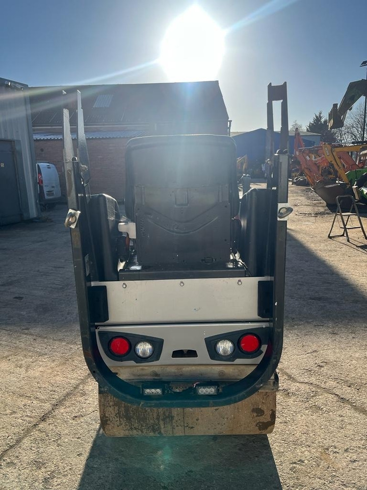 Bomag BW 80 AD-5 - Compactador de asfalto: foto 4 Bomag BW 80 AD-5 - Compactador de asfalto: foto 4