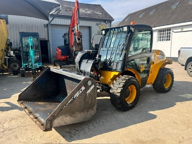 JCB 520-40 - Empilhador telescópico: foto 4 JCB 520-40 - Empilhador telescópico: foto 4